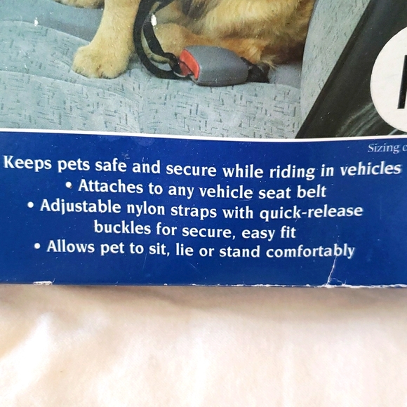 Car Harness Guardian Gear for Dog - Picture 3 of 8